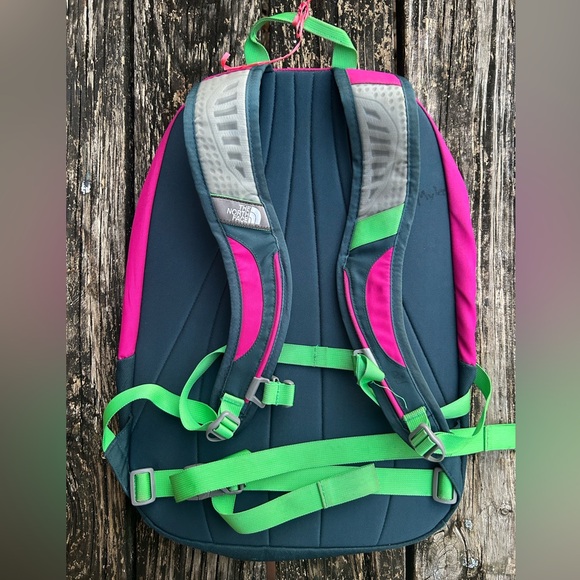 The North Face Vault Hiking Backpack Schoolbag Pink Lime Green Gray Used Cond Z7 - Picture 2 of 5